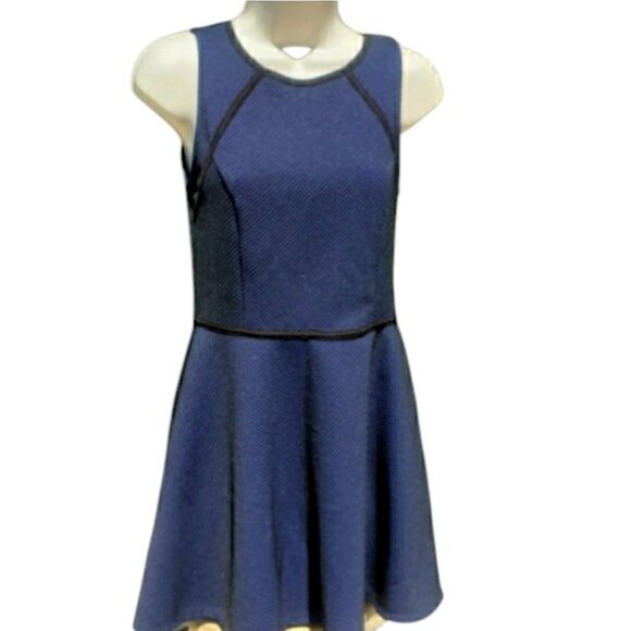 Sleevelss Dress Tank Fit Flare Stretch F21 NEW - Picture 1 of 9